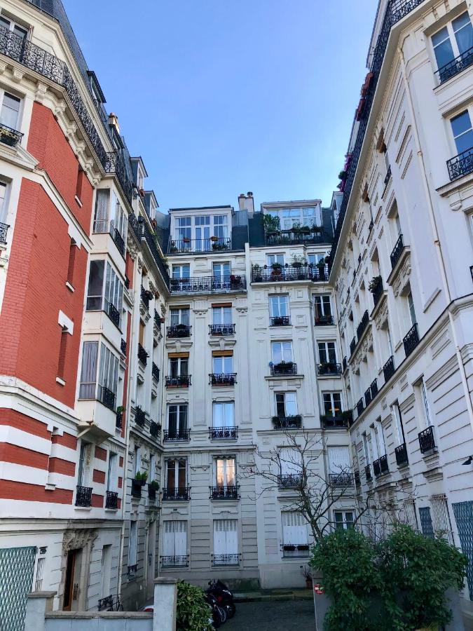 Rare Appartement D'Architecte En Haut De Montmartre Париж Экстерьер фото